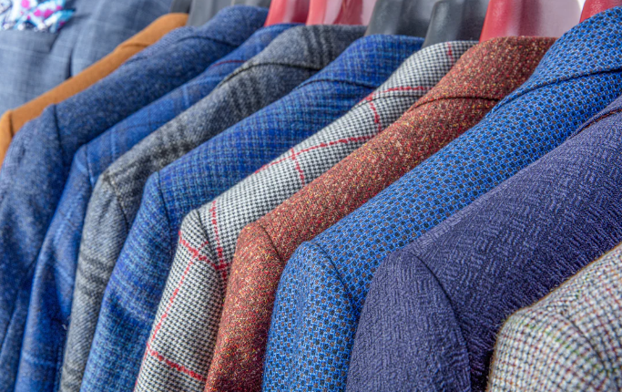 Choosing the Right Fabric for Your Men's Jacket: A Comprehensive Guide