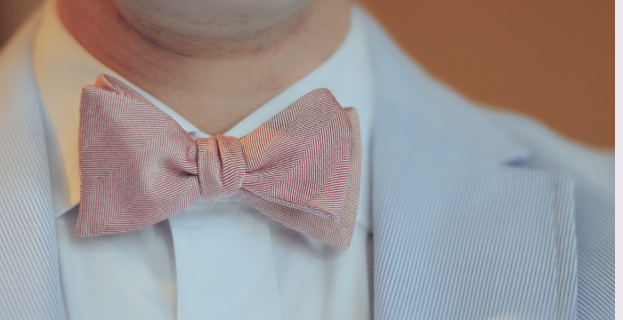 Holiday Elegance: Embracing the Spirit with a Christmas Bowtie