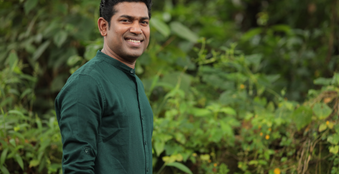 The Best Dark Green Shirts for Men in 2024