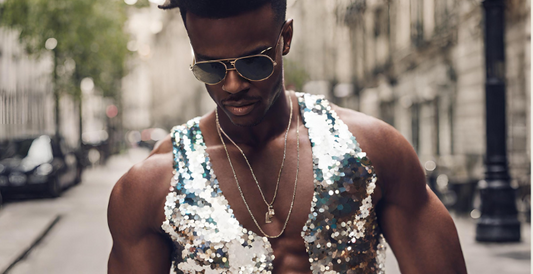A men wear slive Sequin vest top