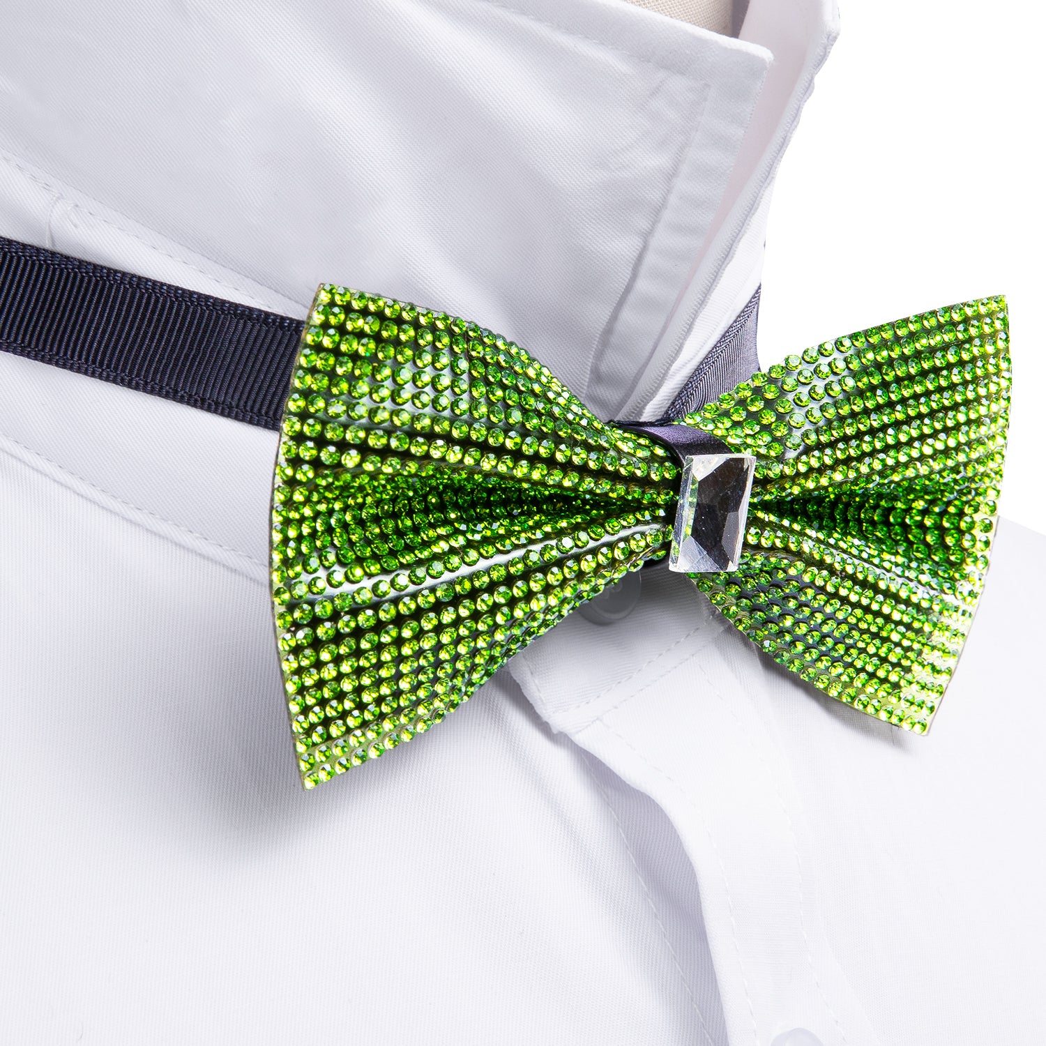 Shining Green Rhinestones Pre-tied Bowties Fashion For Wedding Party