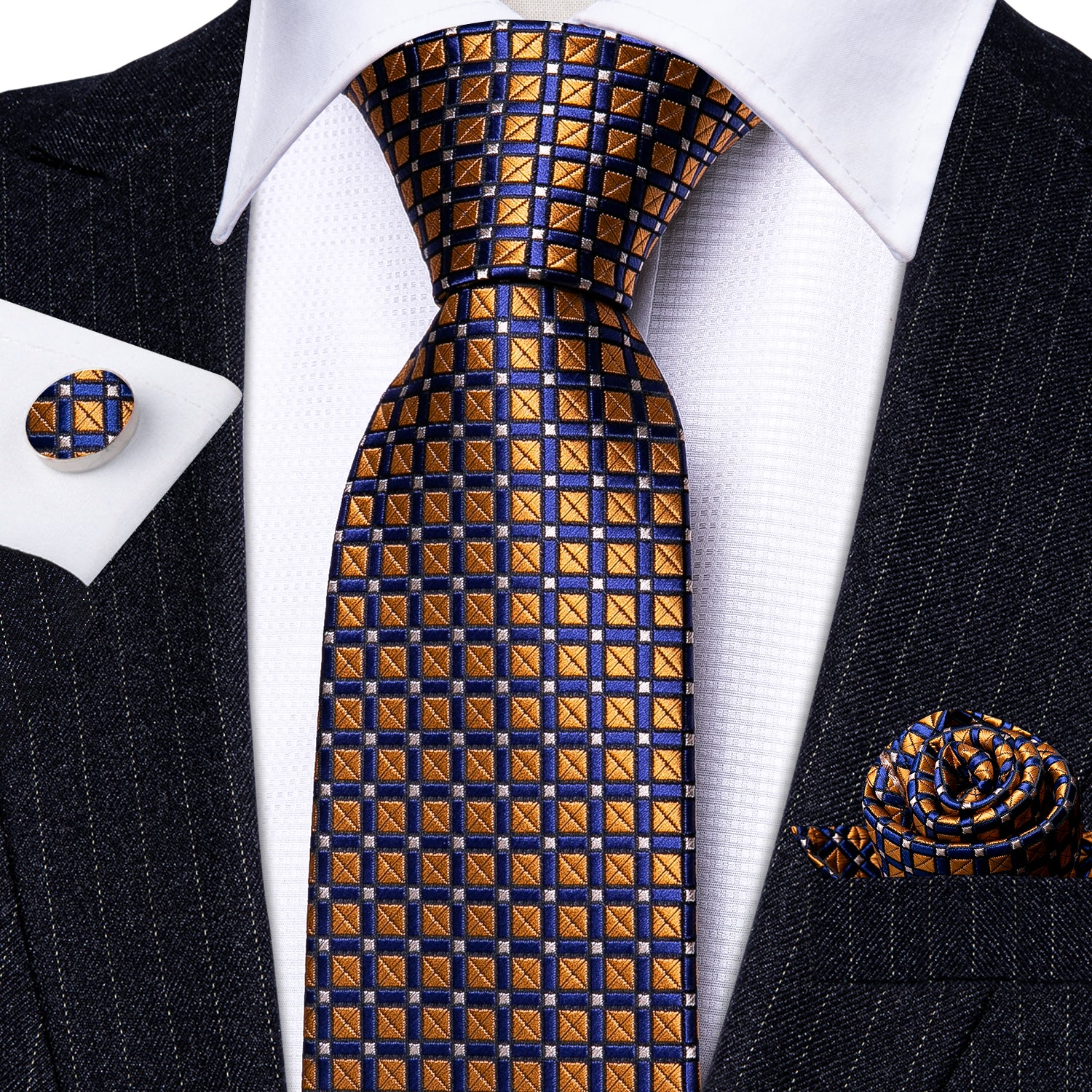 knitted tie