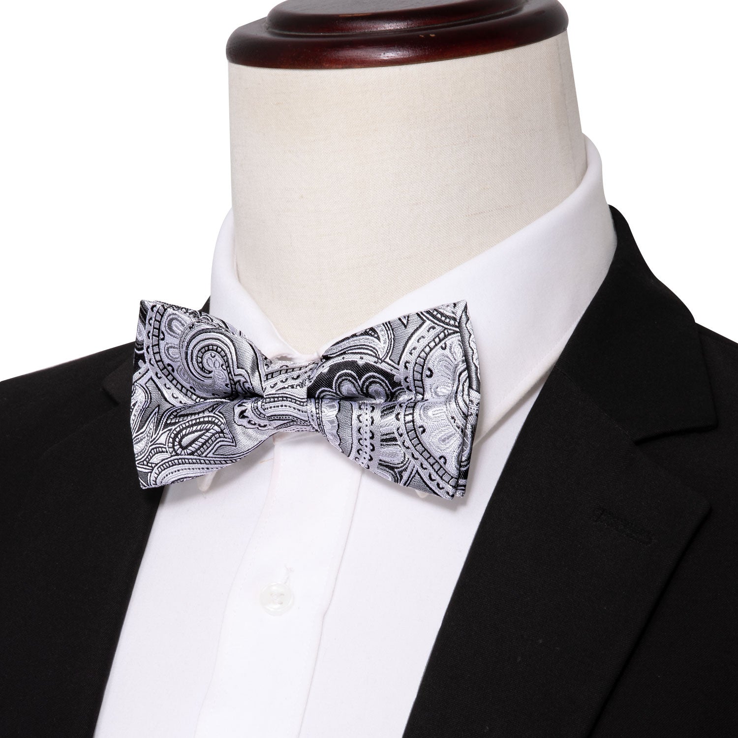 Gray Paisley Cummerbund  Bow tie Handkerchief Cufflinks Set
